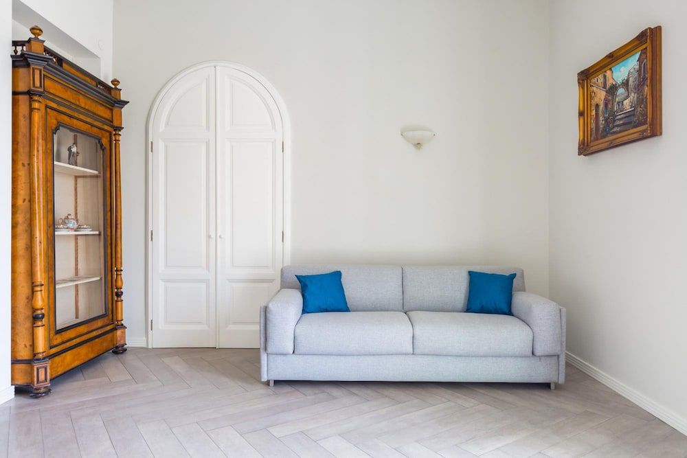 Elegante Appartamento a Piazza dei Martiri by Wonderful Italy Apartment 21