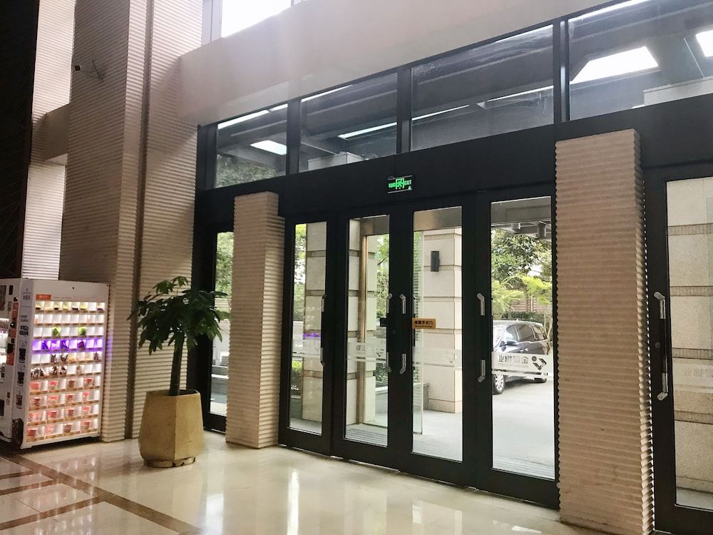 undefined Jing'an Ziyuan Apartment 5
