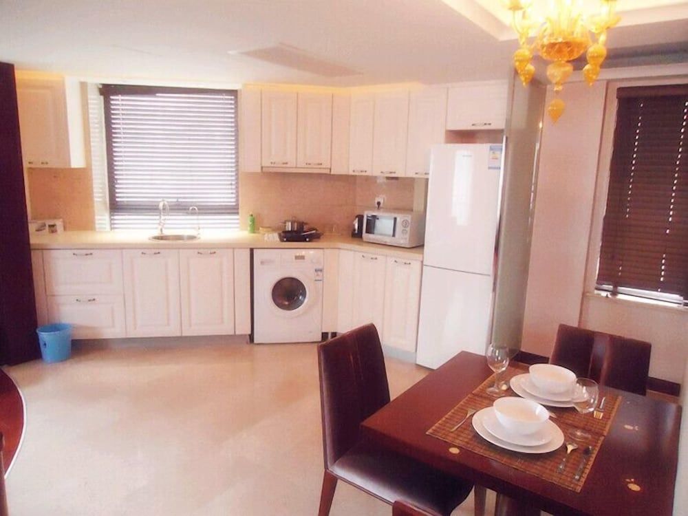 undefined Jing'an Ziyuan Apartment 8