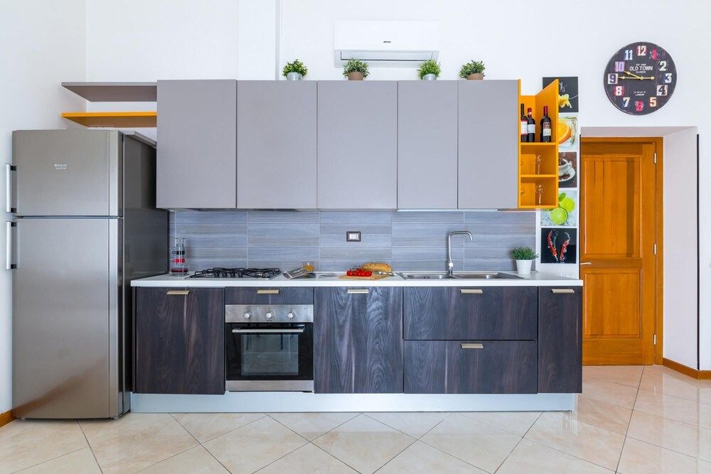 undefined Modern Apartment Next to Piazza Dante 3