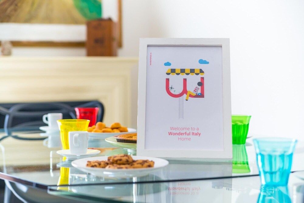 undefined Modern Apartment Next to Piazza Dante 6