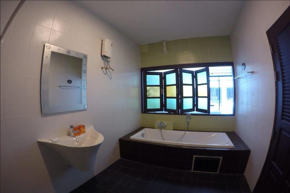 undefined Alphabeto Resort 7