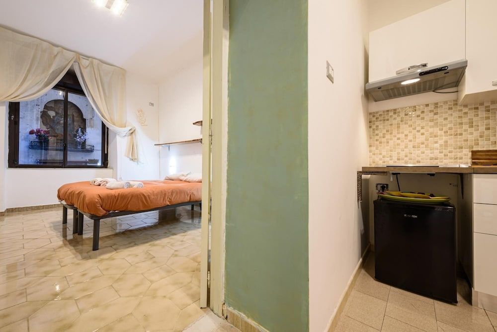 undefined Via San Giovanni in Porta 34 3