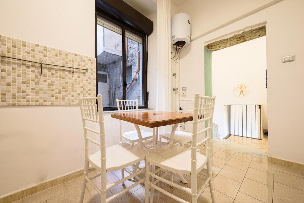 undefined Via San Giovanni in Porta 34 2