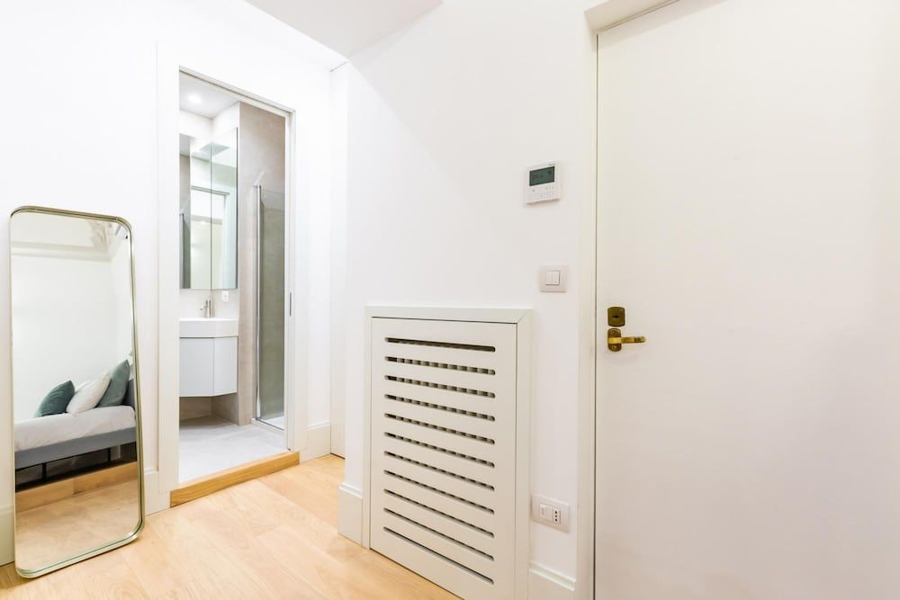 Cozy Studio in Chiaia District by Wonderful Italy Apartment 16