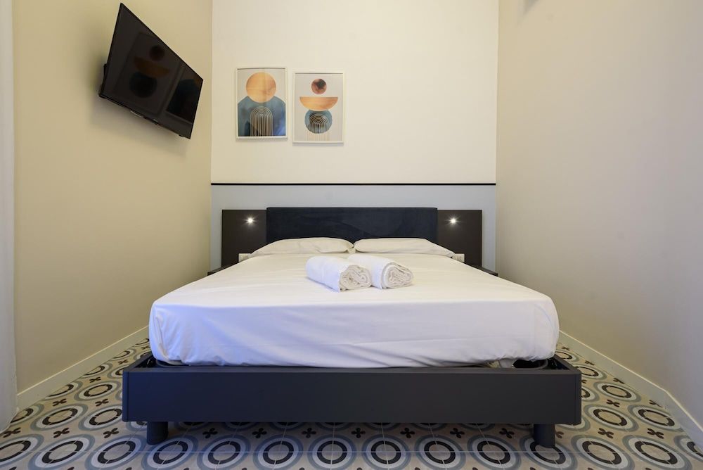 Maria Theresa Rooms Garden Apartment 7