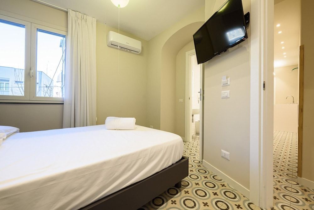 Maria Theresa Rooms Garden Apartment 5