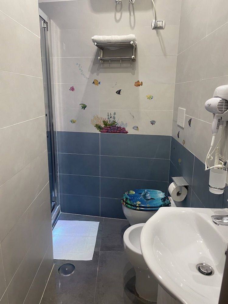 undefined Apartment 200 m From Piazza del Plebiscito 5