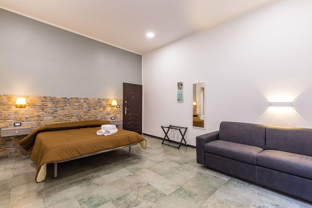 Studios 3 in Napoli With 1 Bathrooms Apartment 11