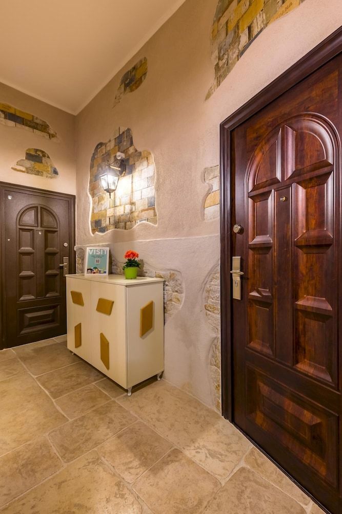 Studios 3 in Napoli With 1 Bathrooms Apartment 2