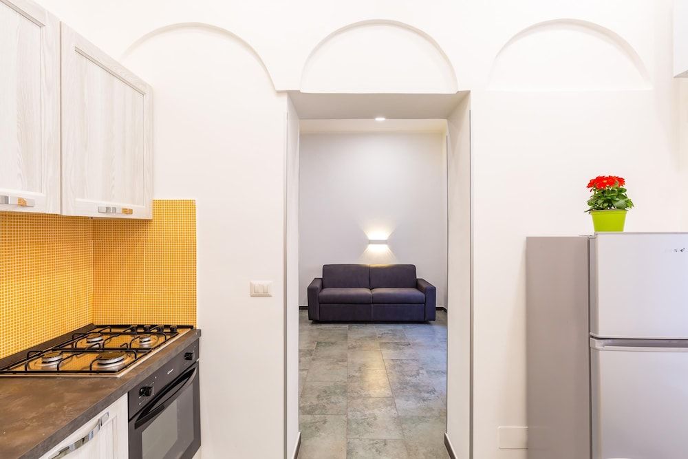 Studios 3 in Napoli With 1 Bathrooms Apartment 12