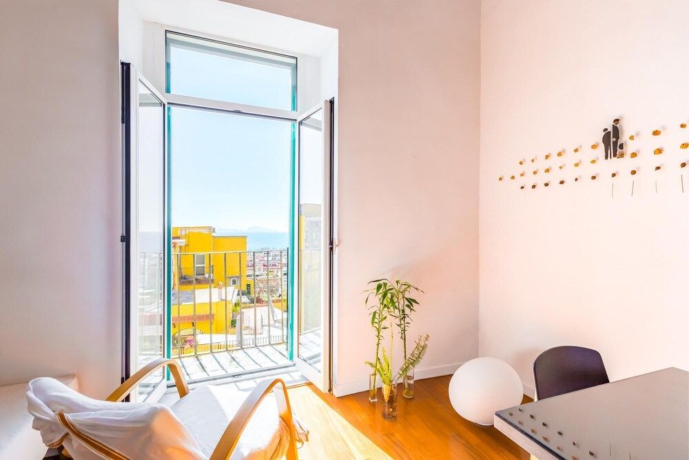 undefined Contemporary Art House With a View 8