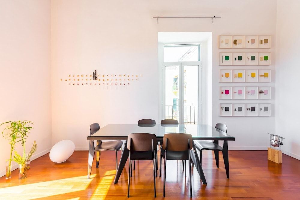 undefined Contemporary Art House With a View 7