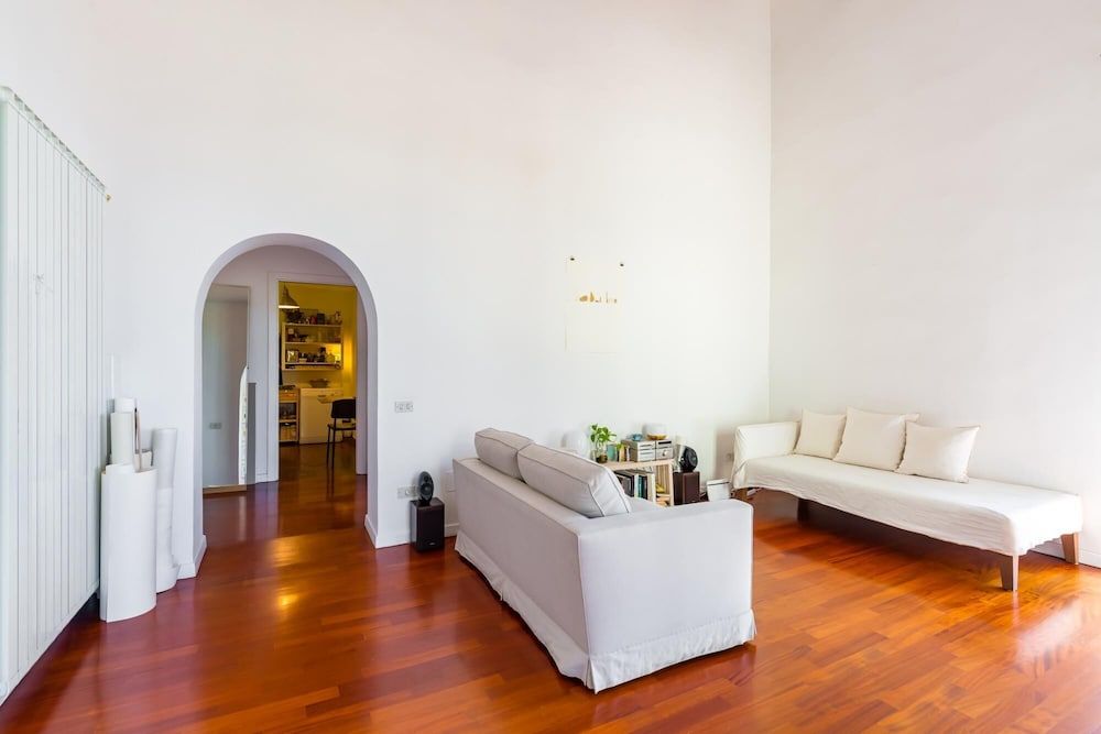 undefined Contemporary Art House With a View 2