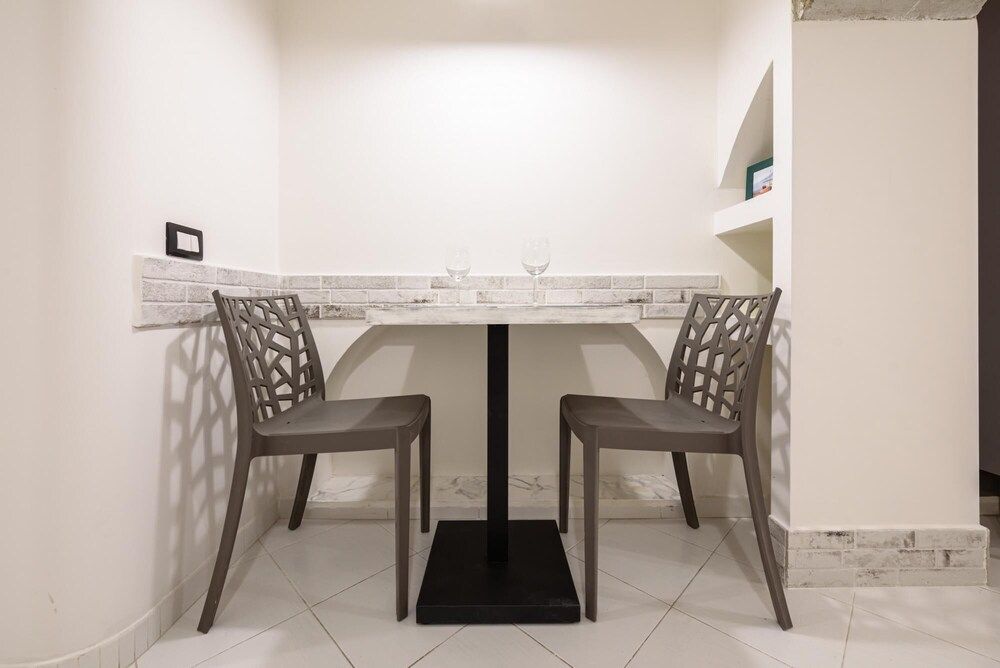 undefined Via Bellini 44 in Naples 10