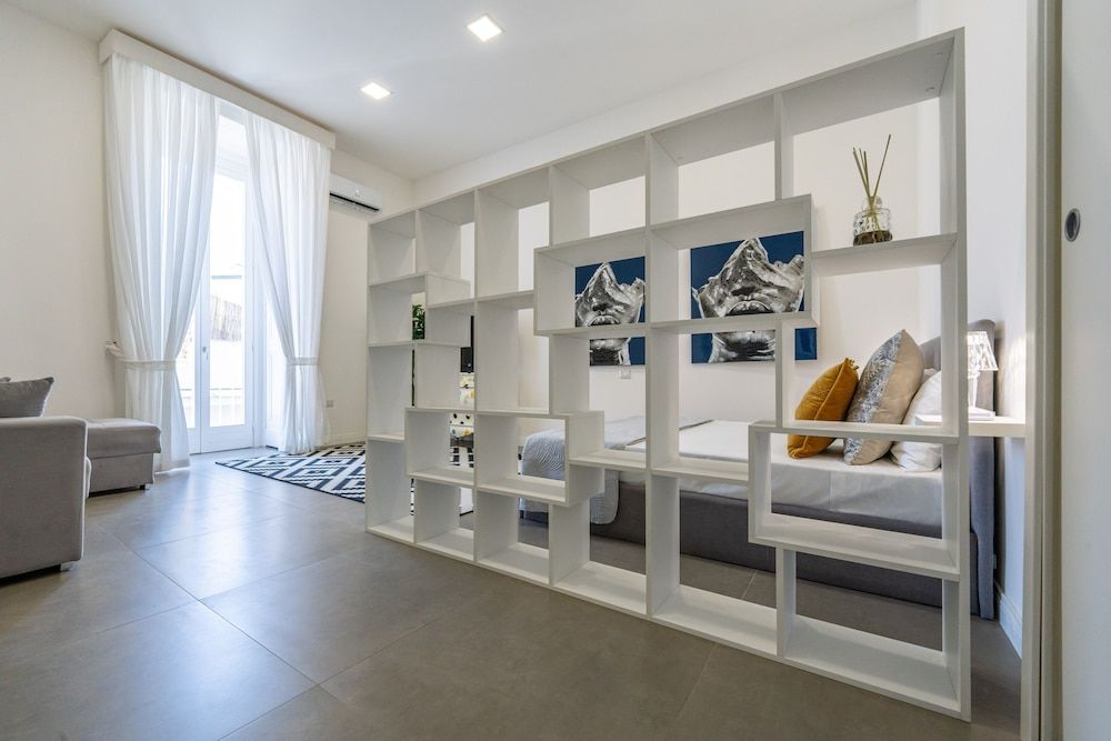 undefined Palazzo della Porta - Via Toledo 55 9