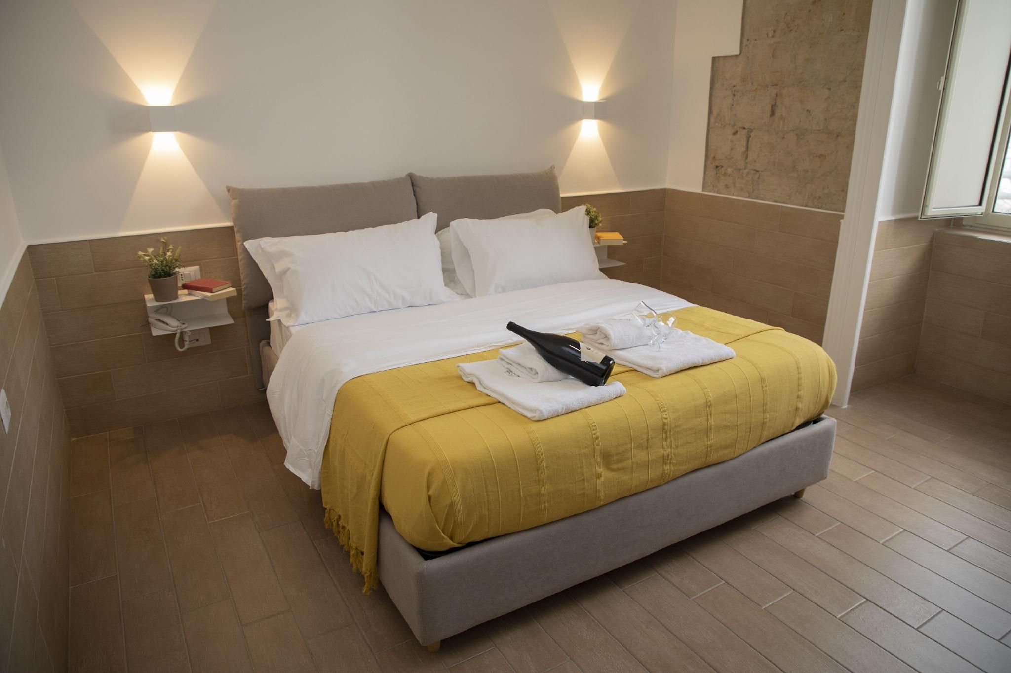 undefined H22 Hotel 9