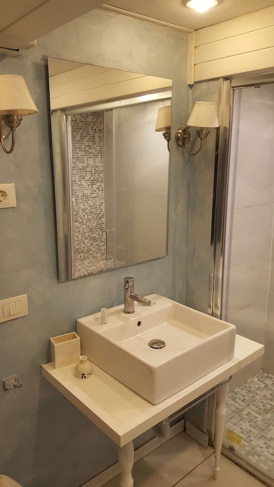 Bed & Breakfast Palazzo Satriano Camera Matrimoniale Superior con balcone 2