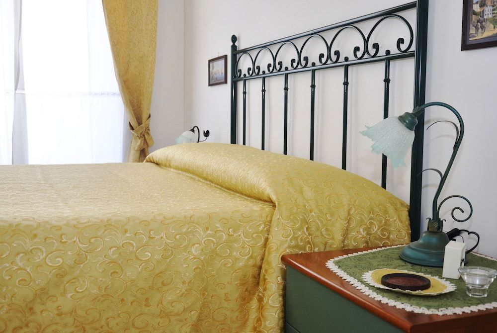Bed & Breakfast A Castel Capuano Double Room 2