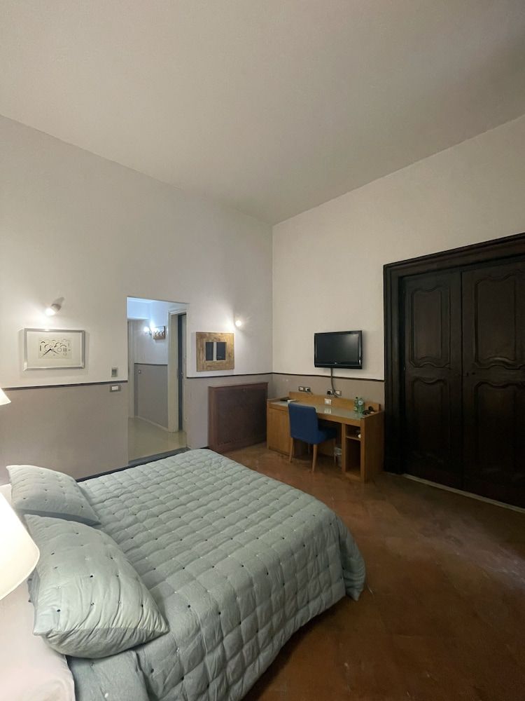 undefined CostantiNapoli 27 2