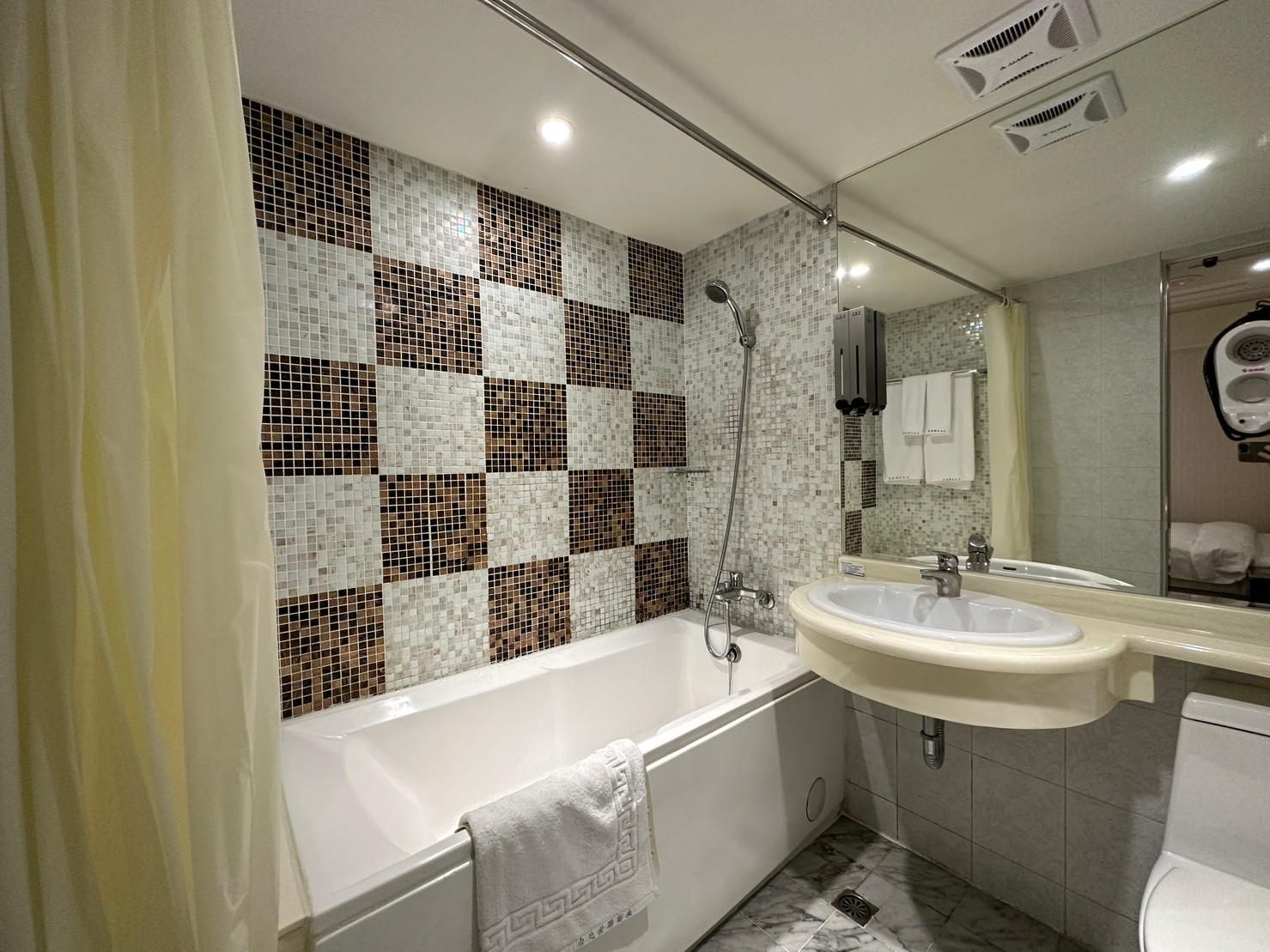 undefined LinkWorld Hotel Taipei 7