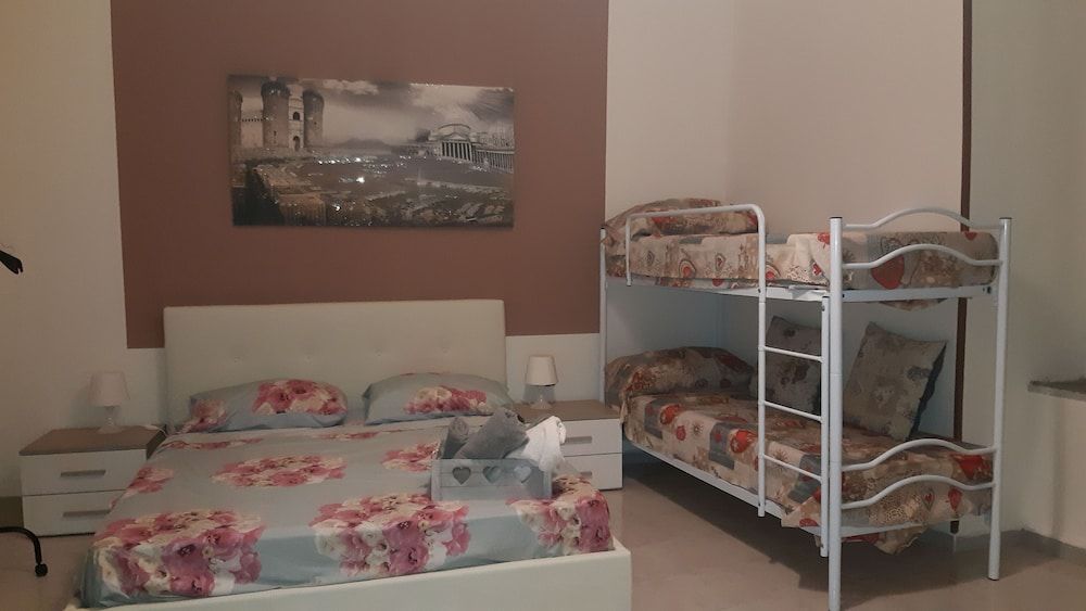 undefined Ariaviva 4