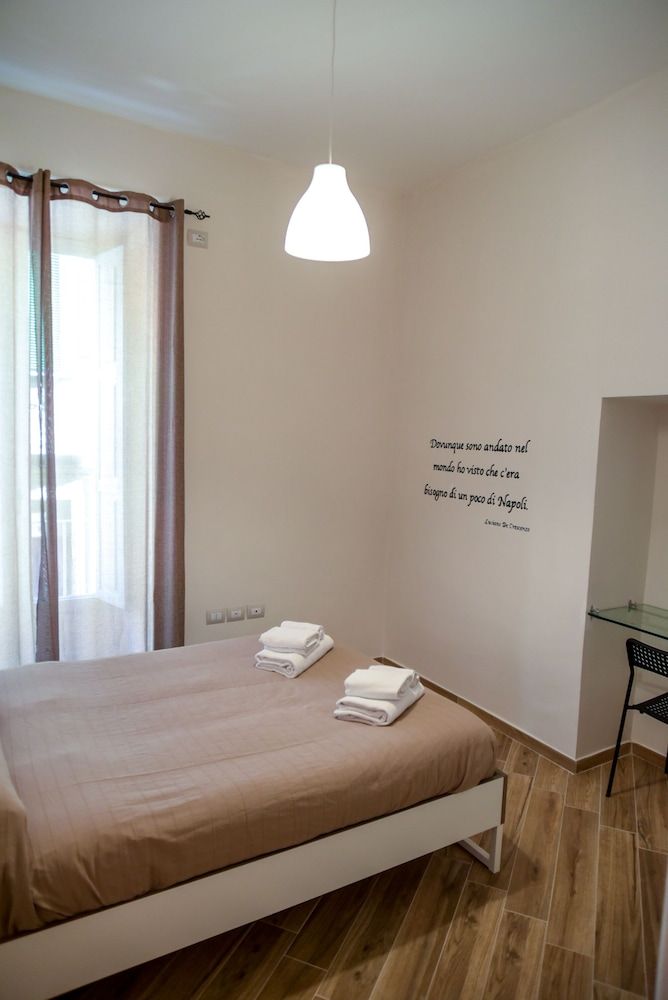 GuestHouse Marcanto - Duomo Double Room, Shared Bathroom 12