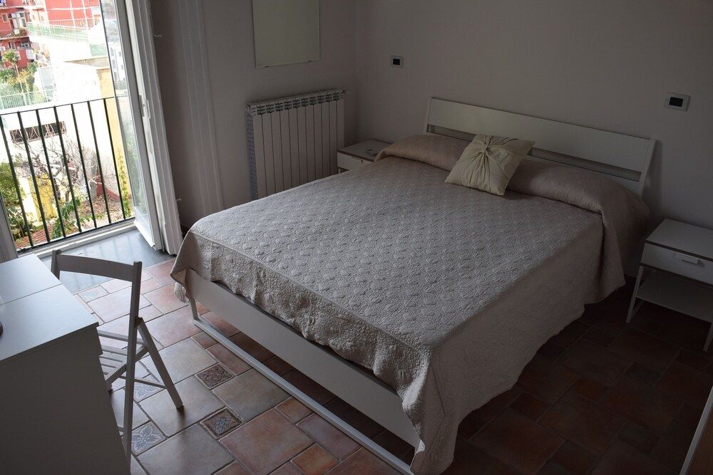 undefined B&B Cola 3