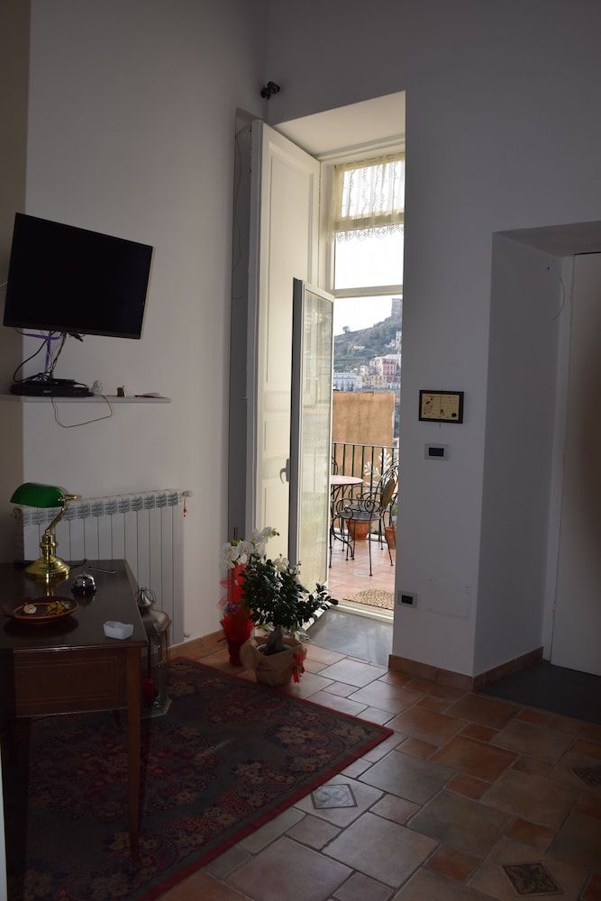 undefined B&B Cola 9