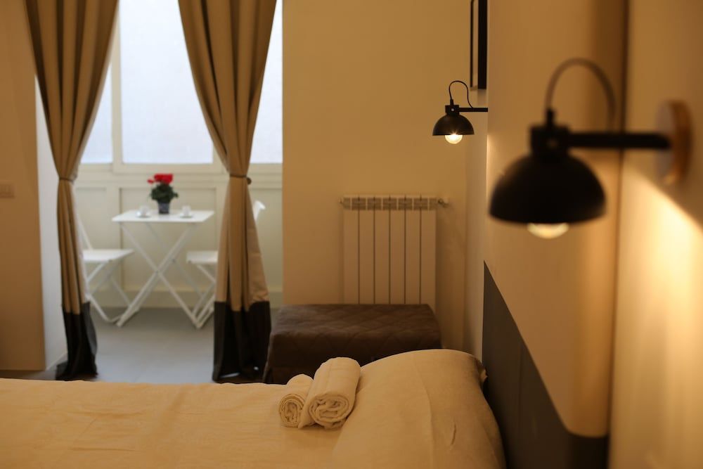 The Station Napoli Junior Suite, Multiple Beds, Ensuite, Tower 19