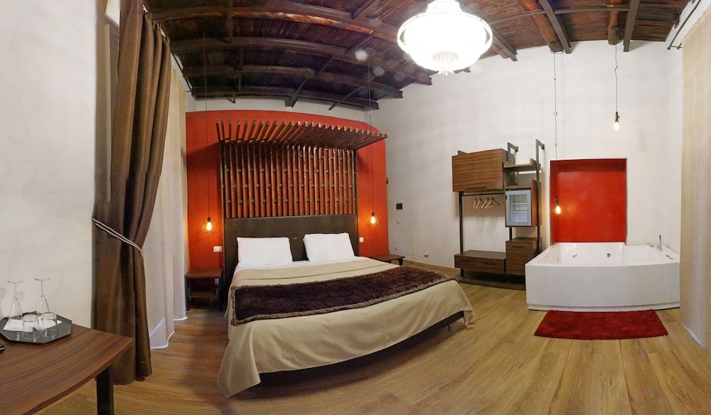 undefined Duomo Luxury Suites 5