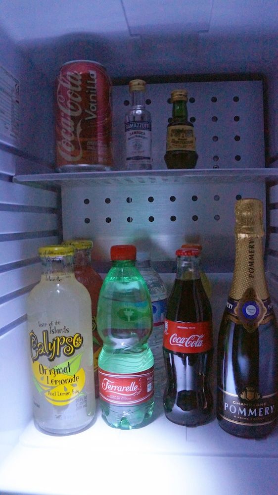 Minibar