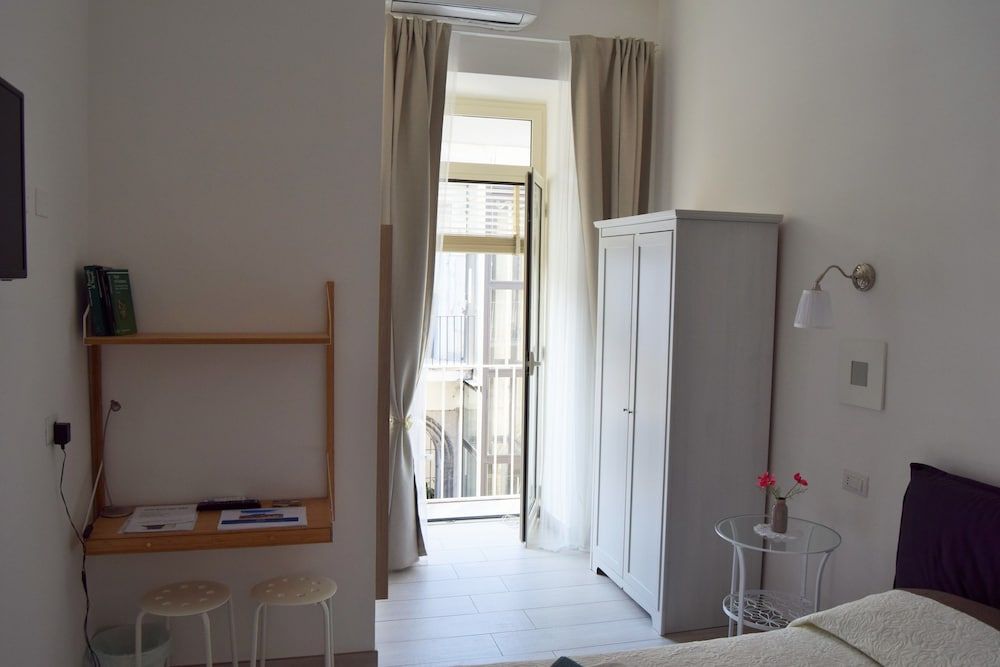 Domus San Biagio 14 Basic Double Room, Balcony 18