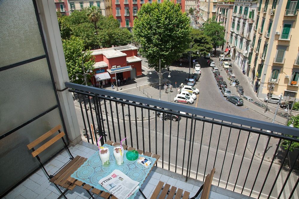 B&B Napoli Capitale Classic Double Room 6