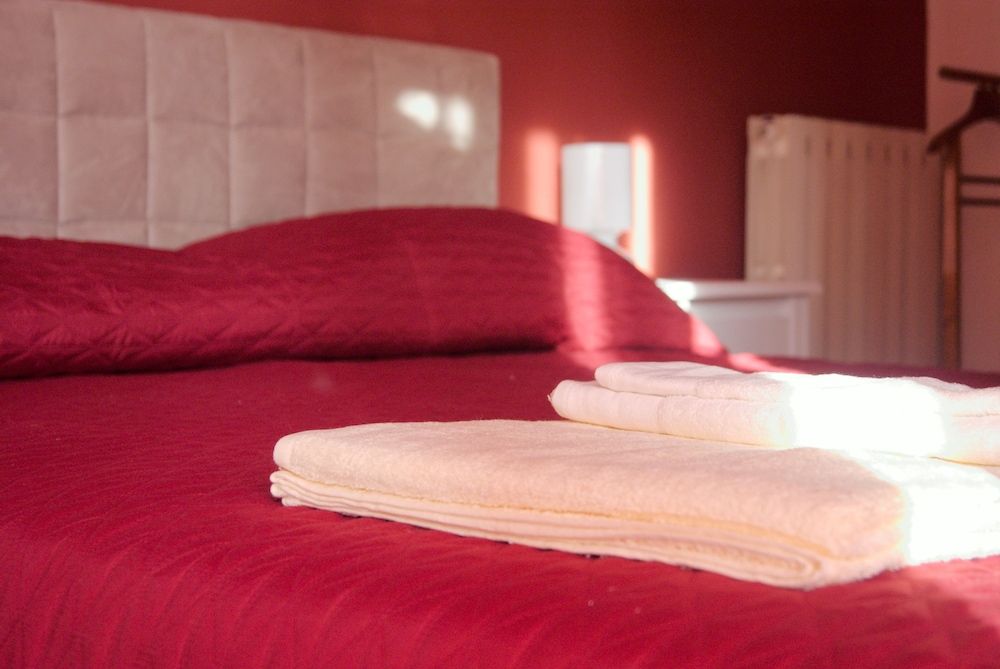 undefined B&B Bibliotechina 5
