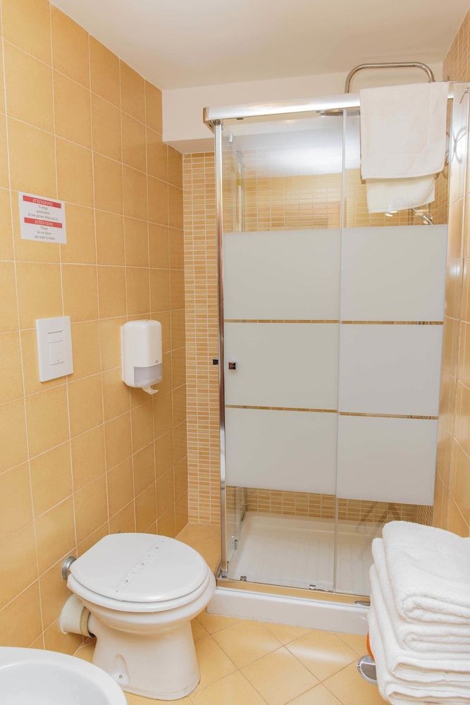 B&B Palazzo Carafa della Spina Double Room (Vesuvio) 11