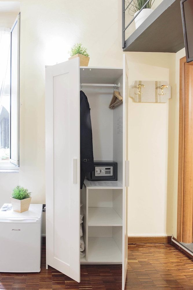 B&B Palazzo Carafa della Spina Double Room (Vesuvio) 4