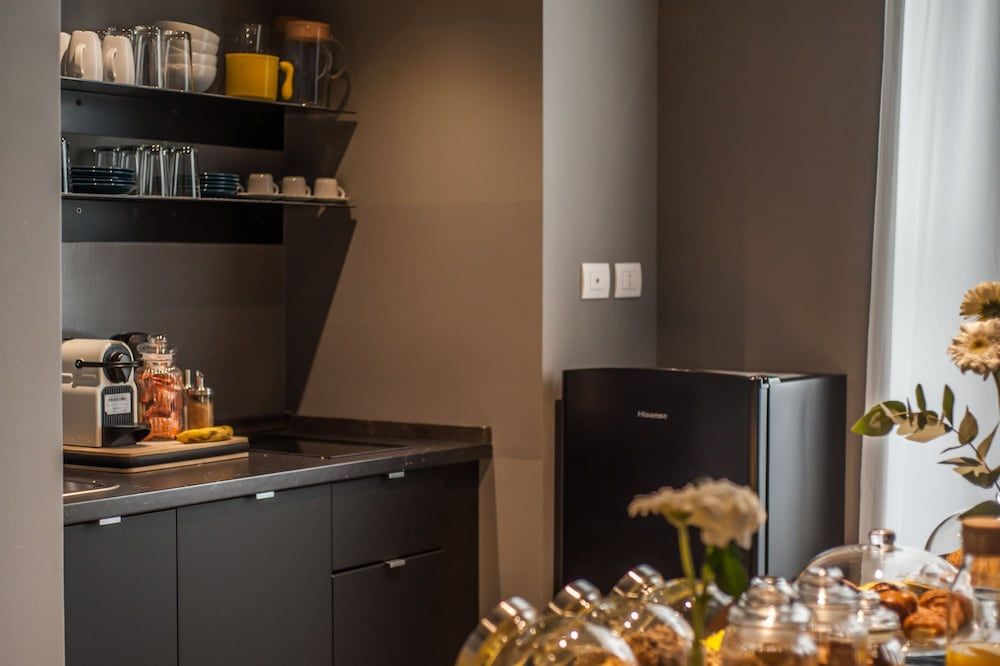 undefined Medusa Chiaia 164 4