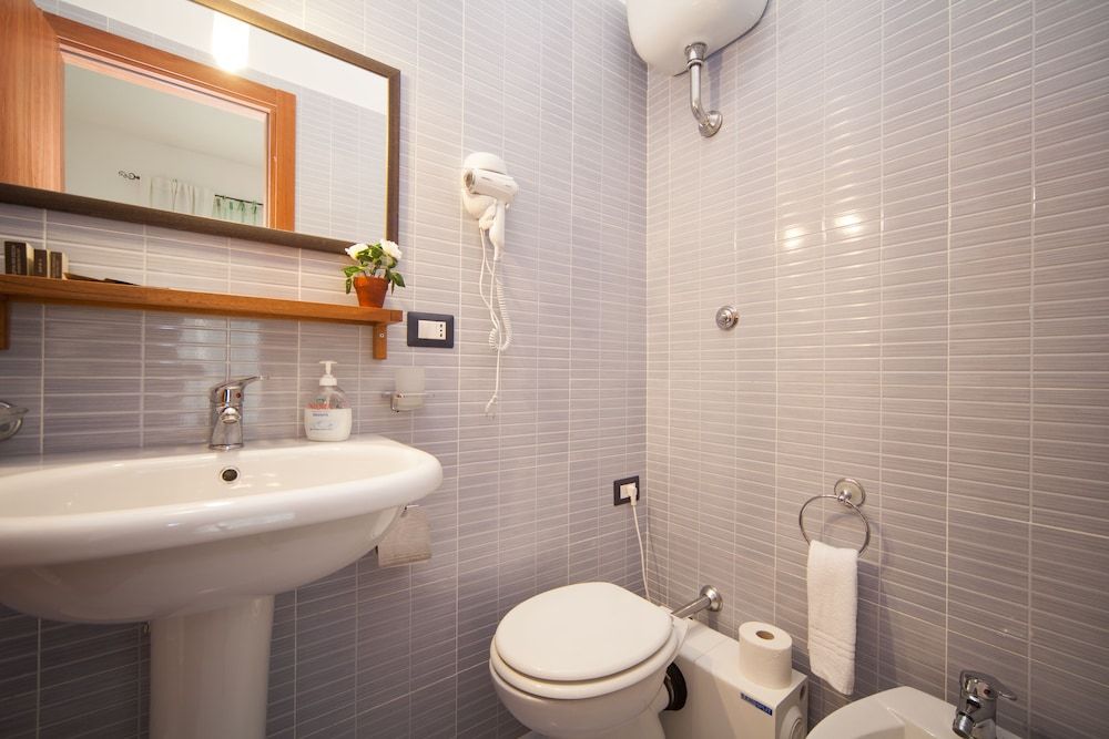 undefined Anthea B&B 2