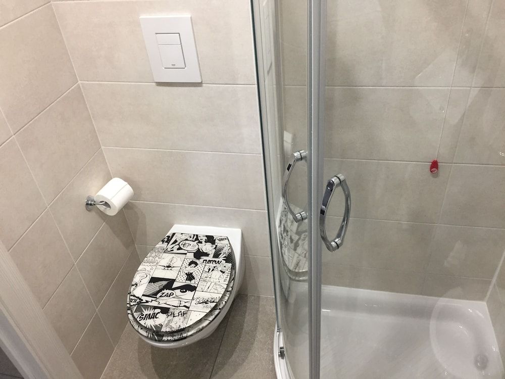 B&B Prestige Deluxe Room 4