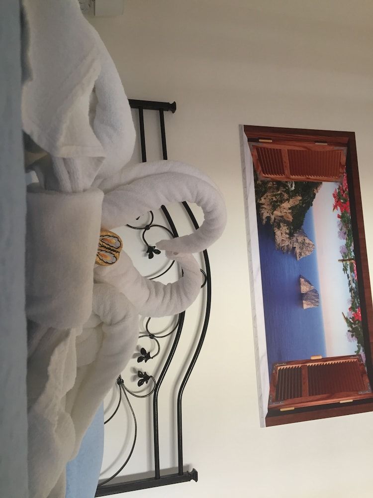 undefined Le Perle di Napoli 10