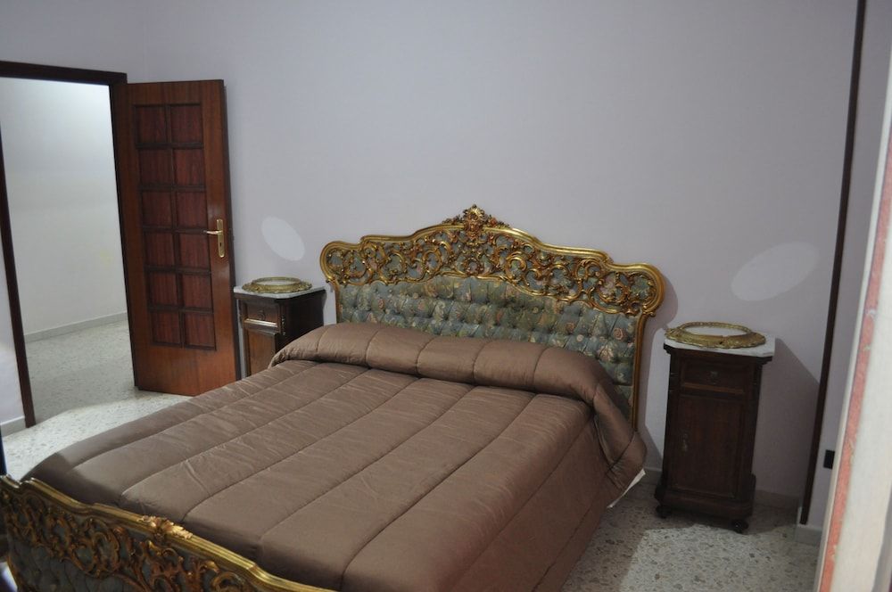 undefined Naples Experience B&B 8