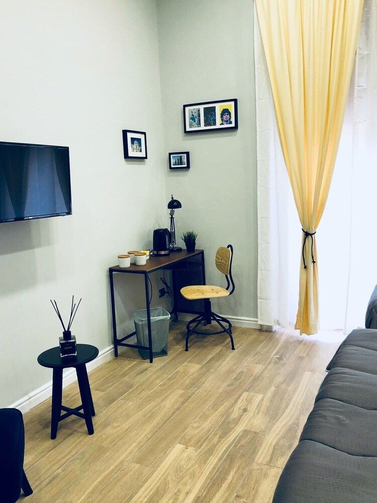 Palazzo Ferrara Comfort Triple Room 11