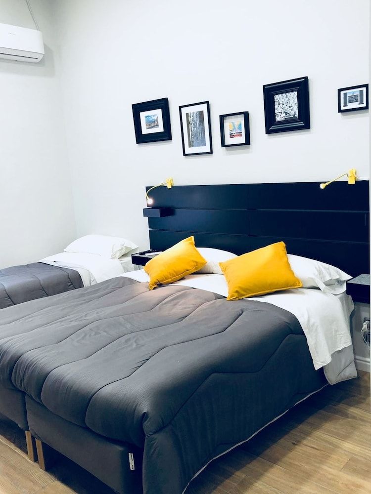 Palazzo Ferrara Comfort Triple Room 5