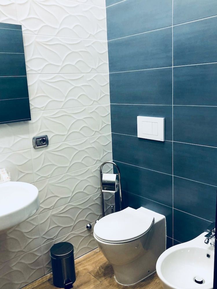 Palazzo Ferrara Comfort Triple Room 14