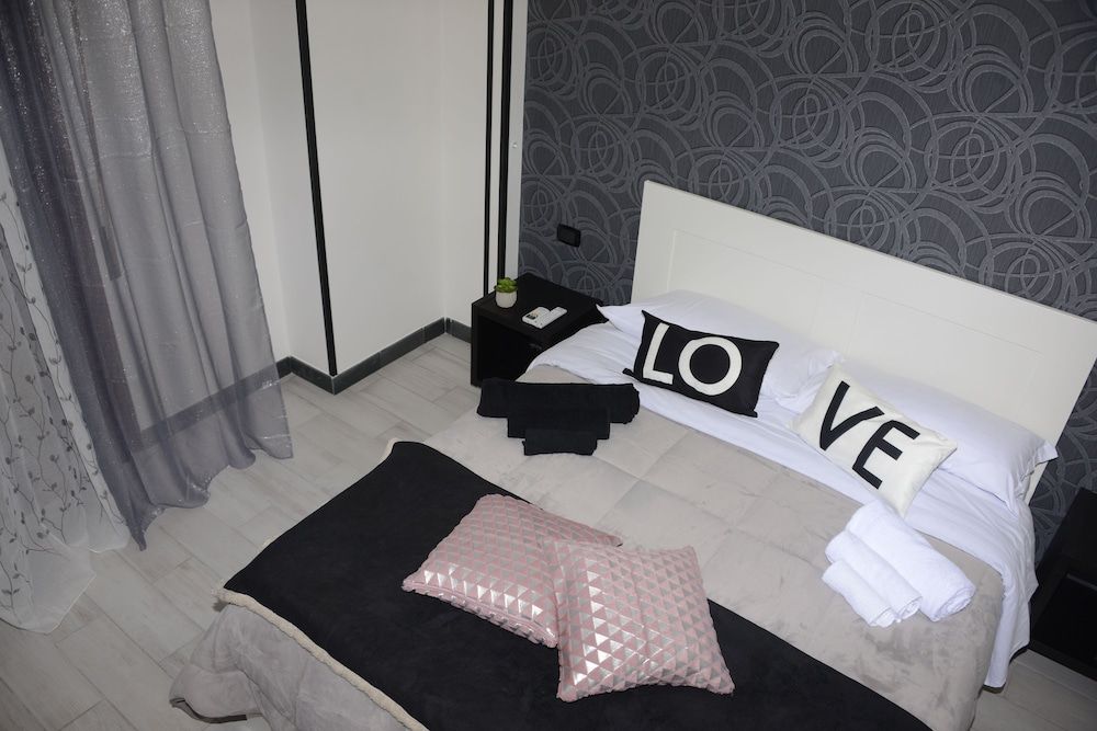 undefined L'Aurora B&B 7