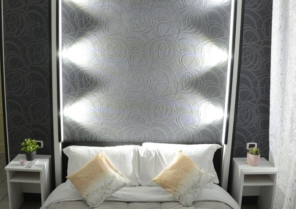 L'Aurora B&B Basic Quadruple Room, Private Bathroom, Courtyard View 2