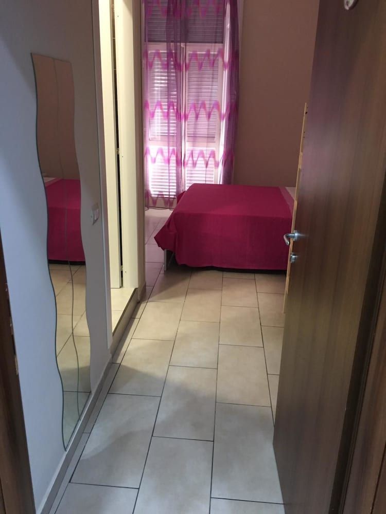 undefined Suite Beatrice 6