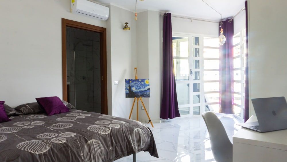 Suites de Luxe Luxury Suite, Balcony (Suite Violette)