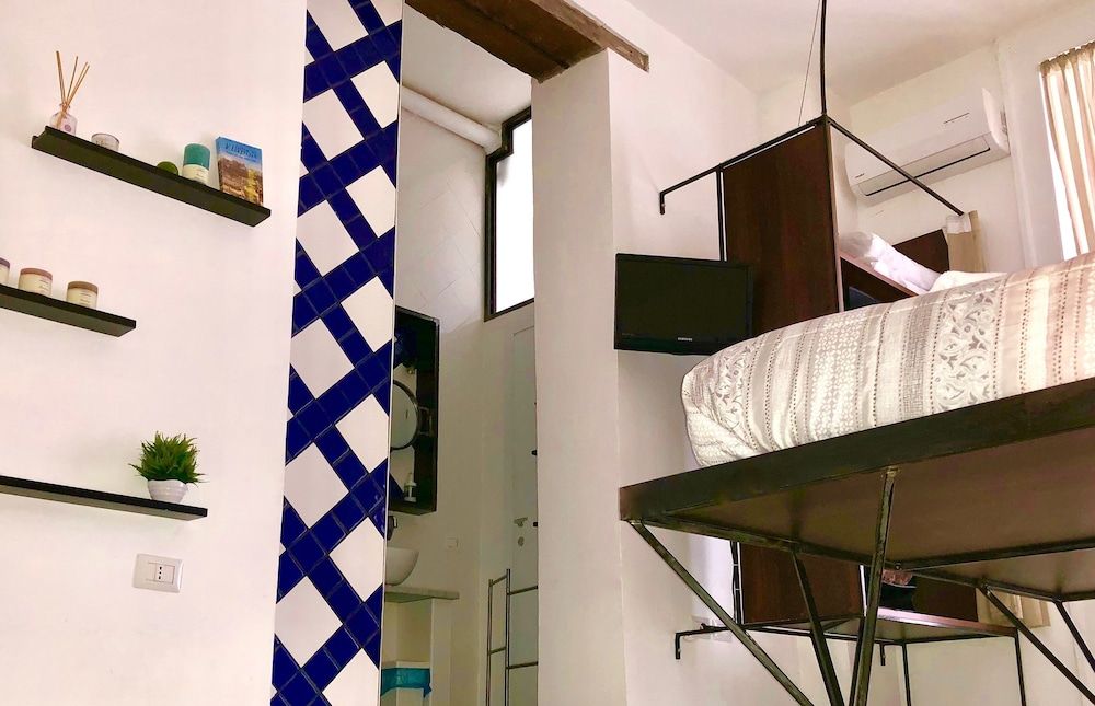 Per Amor Duomo Deluxe Triple Room 3